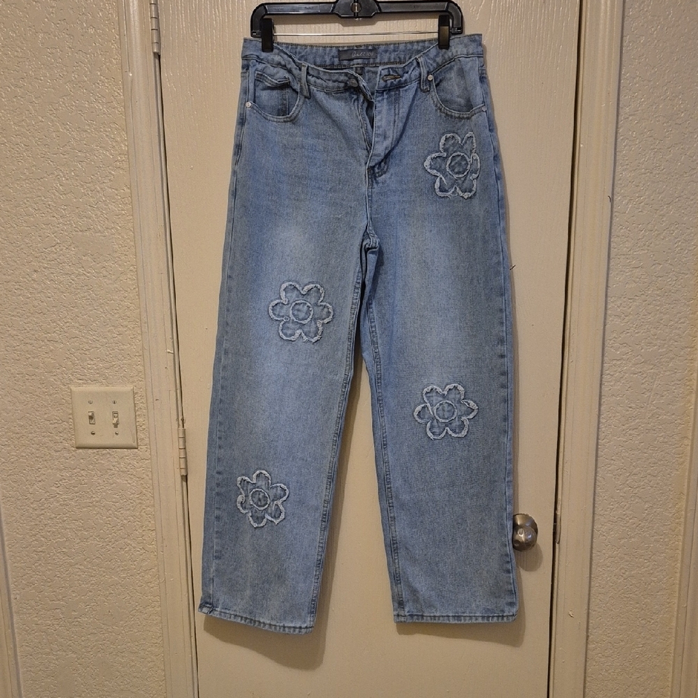 Floral Embroidered Light Blue Jeans